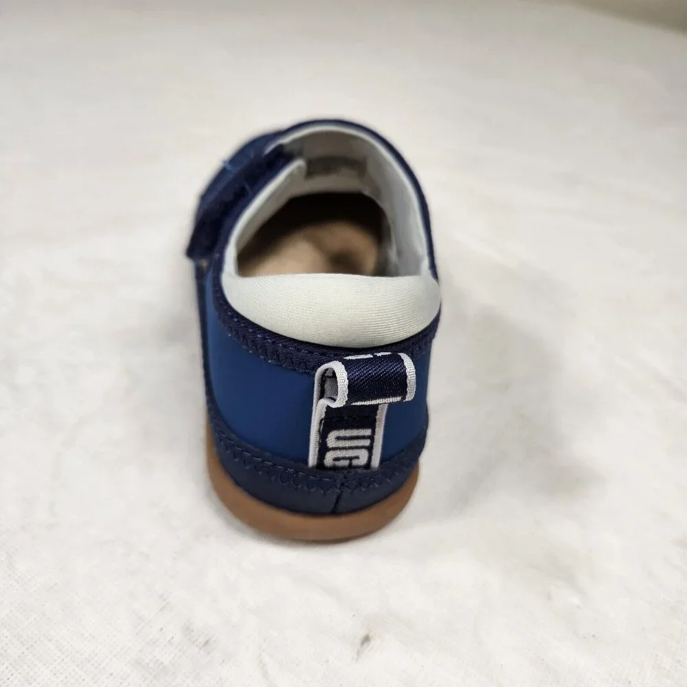 UGG Kids Toddler Girls Size 10 Low Top Closed Toe Shoes Hook Loop Closure 348 - Picture 9 of 12